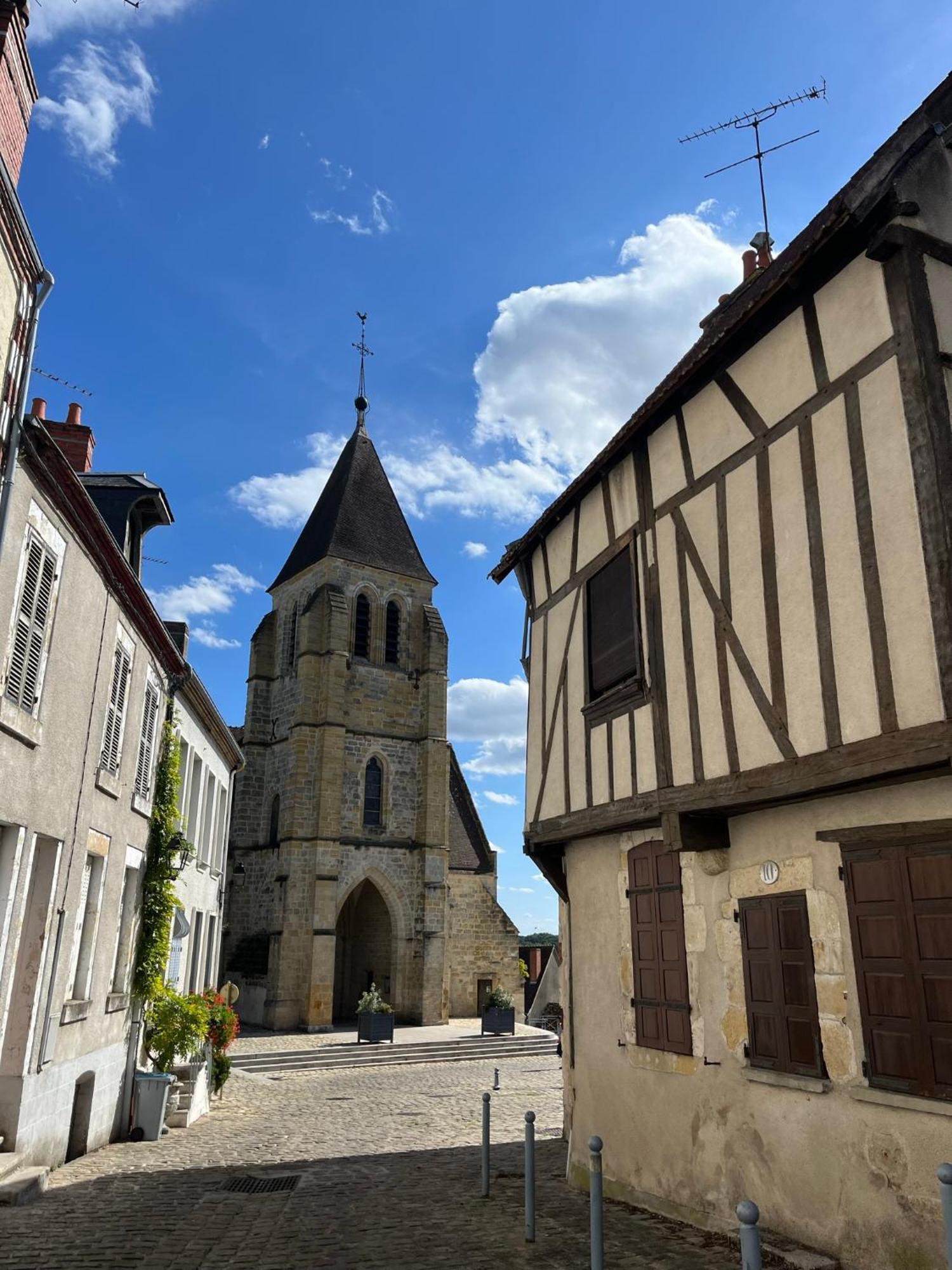 La Confiserie , Vierzon , Proche Gare , Tout Confort Exterior foto